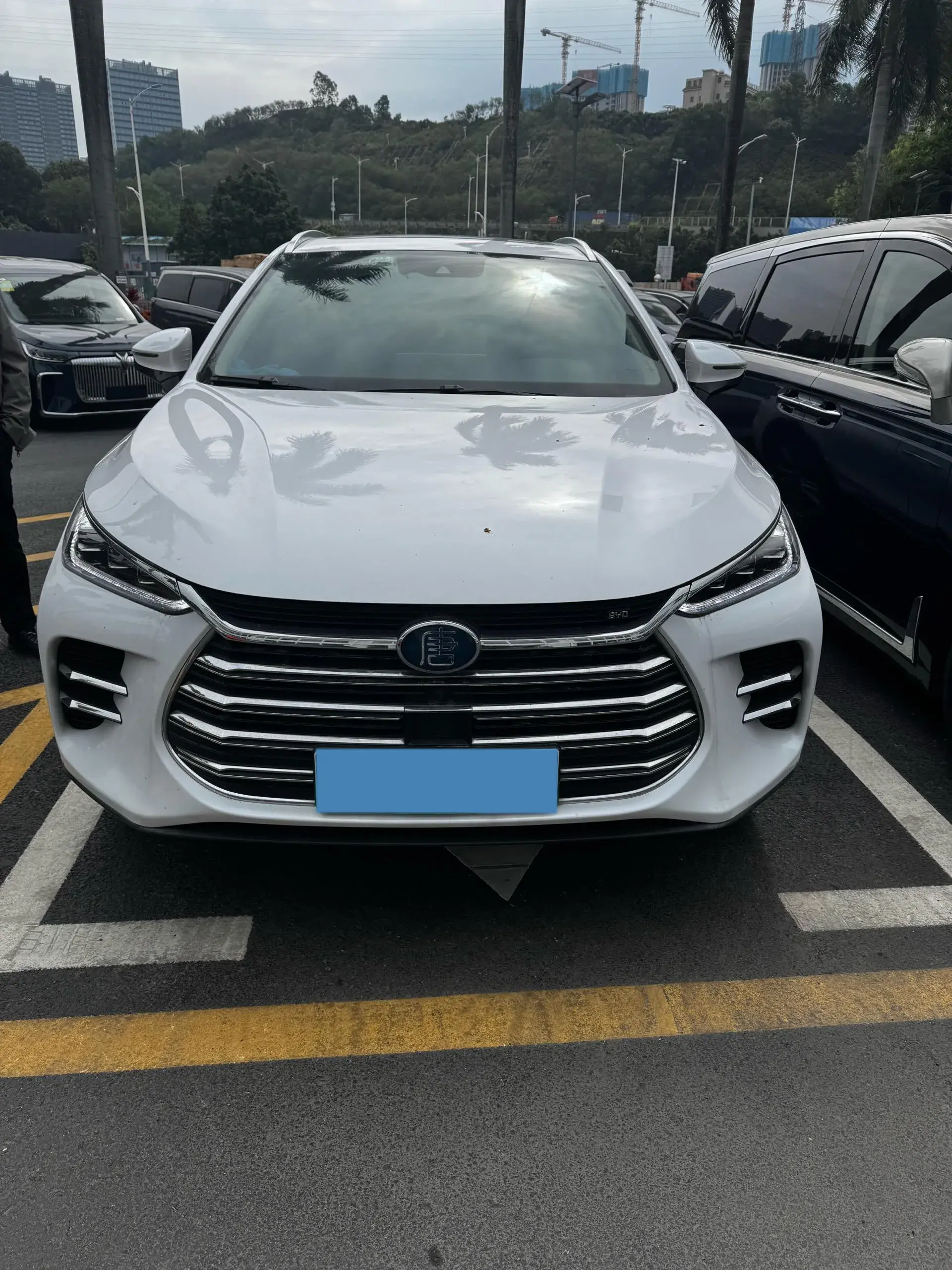 2018 BYD TANG thumbnail 2