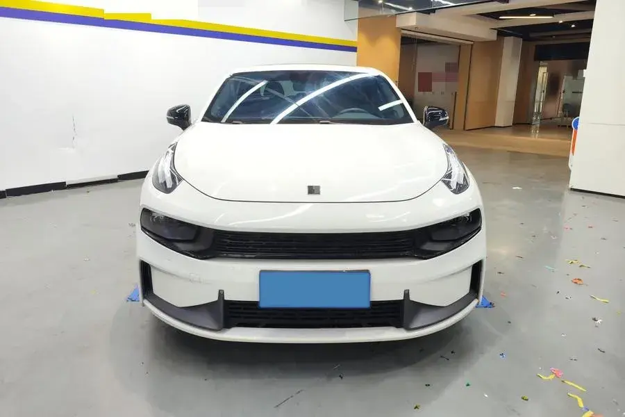 2022 LYNK&CO 03 thumbnail 3