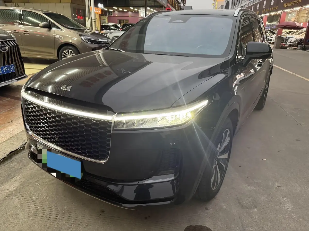 2021 Li ONE Range Extended 131HP REEV 40.5KWH