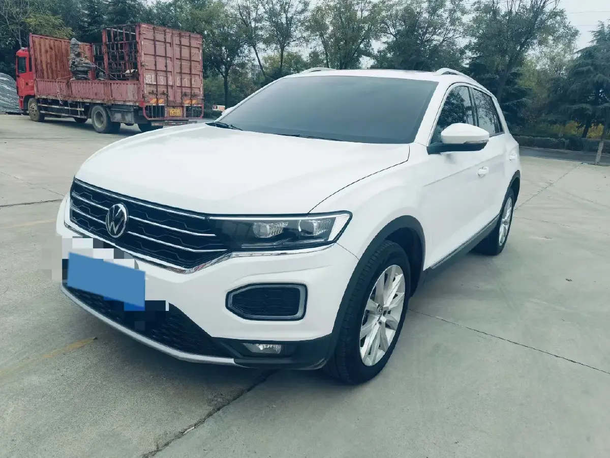 2020 Volkswagen T-Roc 1.4T 150HP L4 7DCT