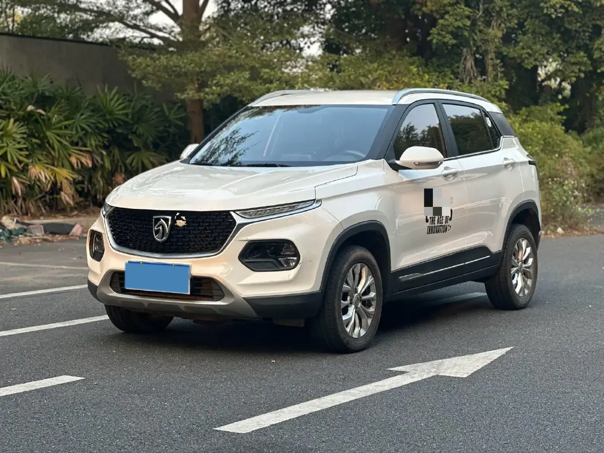 2019 BaoJun 730 1.5L 105HP L4 6MT