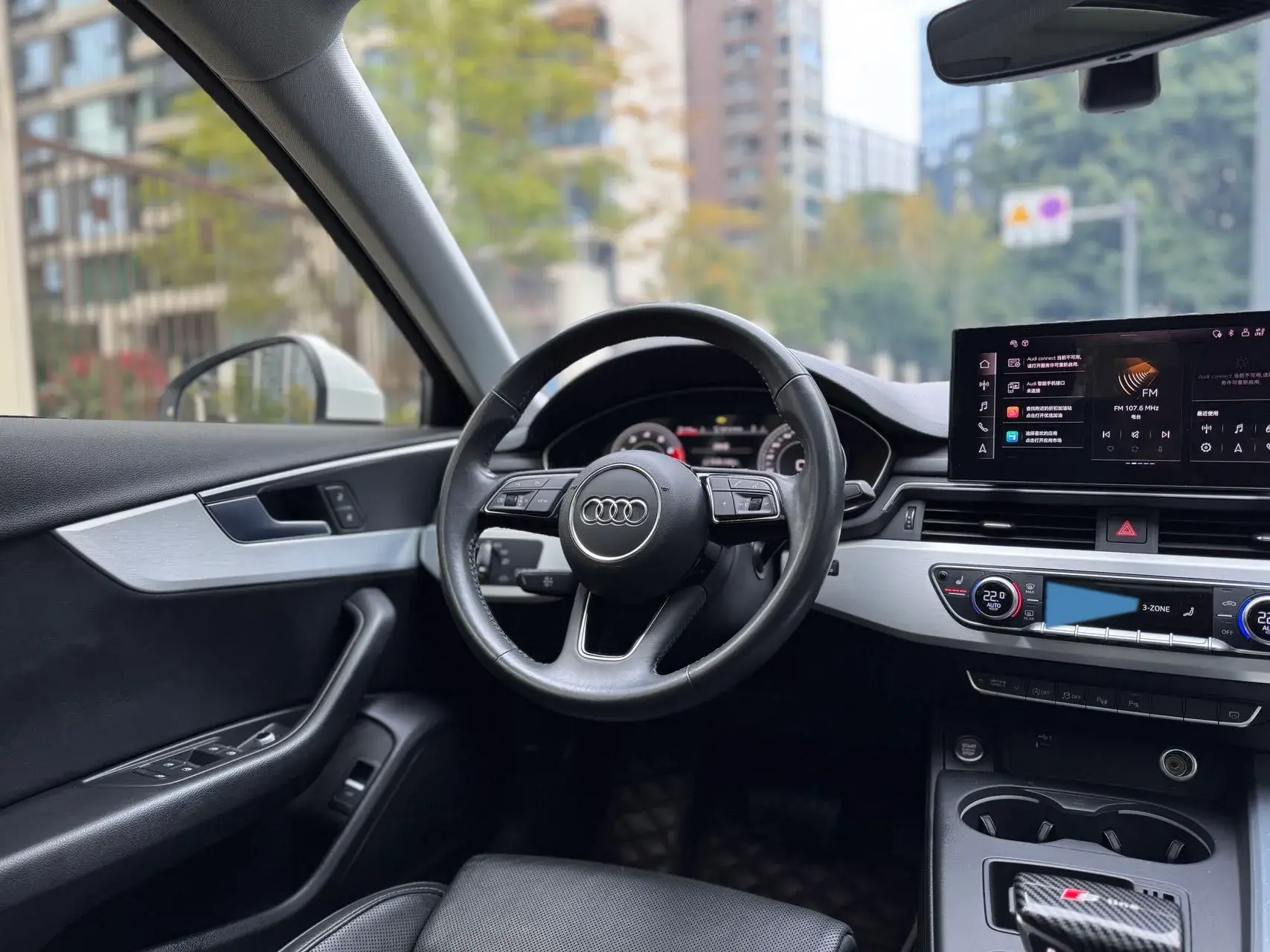 2020 AUDI A4L thumbnail 4