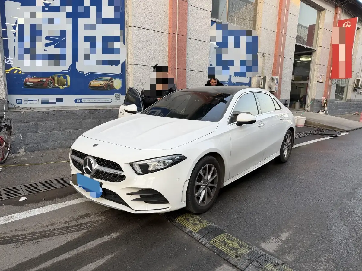 2021 Mercedes-Benz A Class 1.3T 163HP L4 7DCT