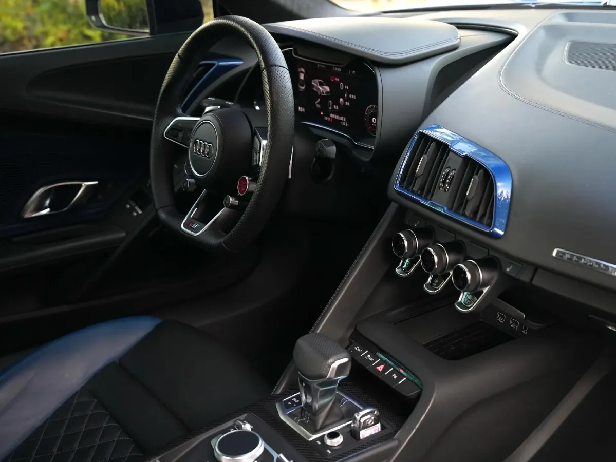 2021 Audi R8 5.2L 620HP V10 7DCT,autocango,china used car exporter,china ev exporter,chinese used car exporter,chinese used ev exporter