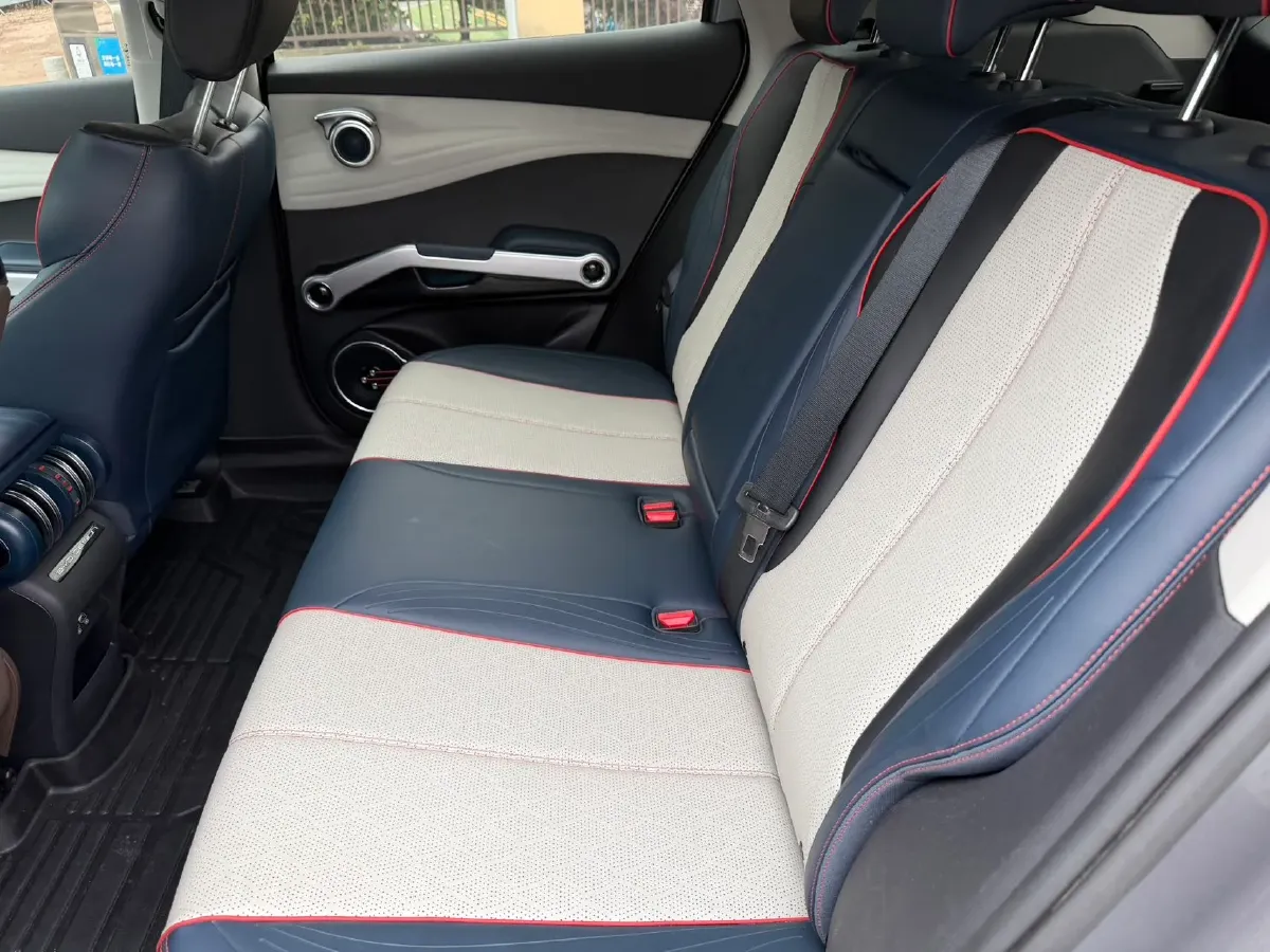 2022 Hycan Z03 BEV 64.23KWH,autocango,china used car exporter,china ev exporter,chinese used car exporter,chinese used ev exporter