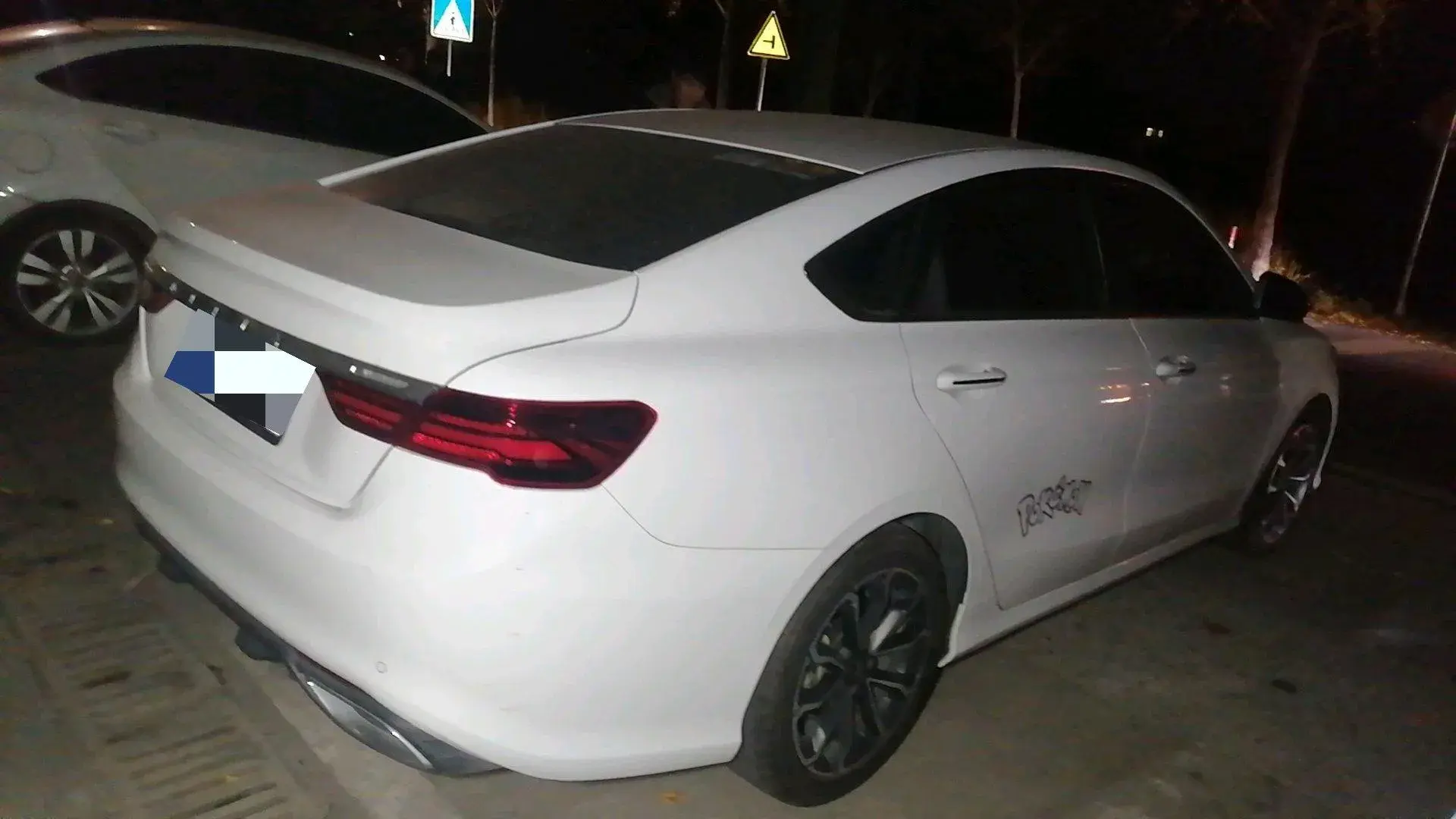 2021 GEELY BINRAY thumbnail 4