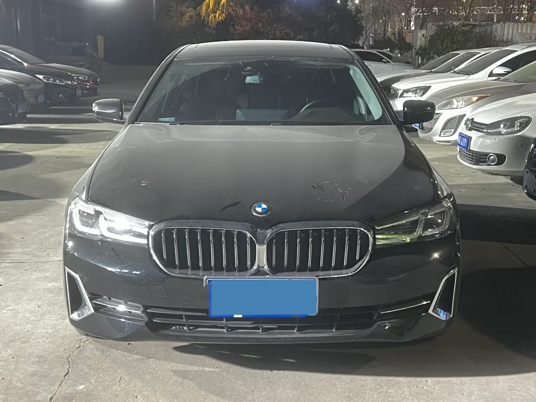 2022 BMW 5 thumbnail 2