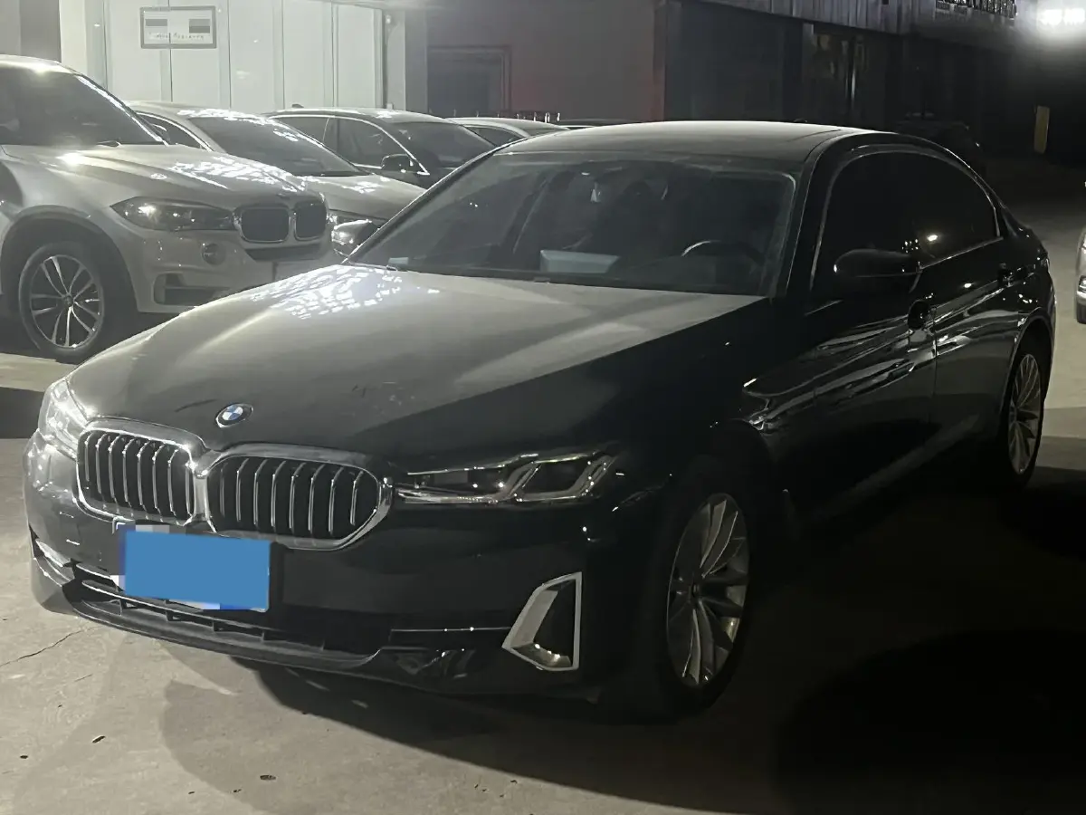 2022 BMW 5 Series 2.0T 184HP L4 8AT