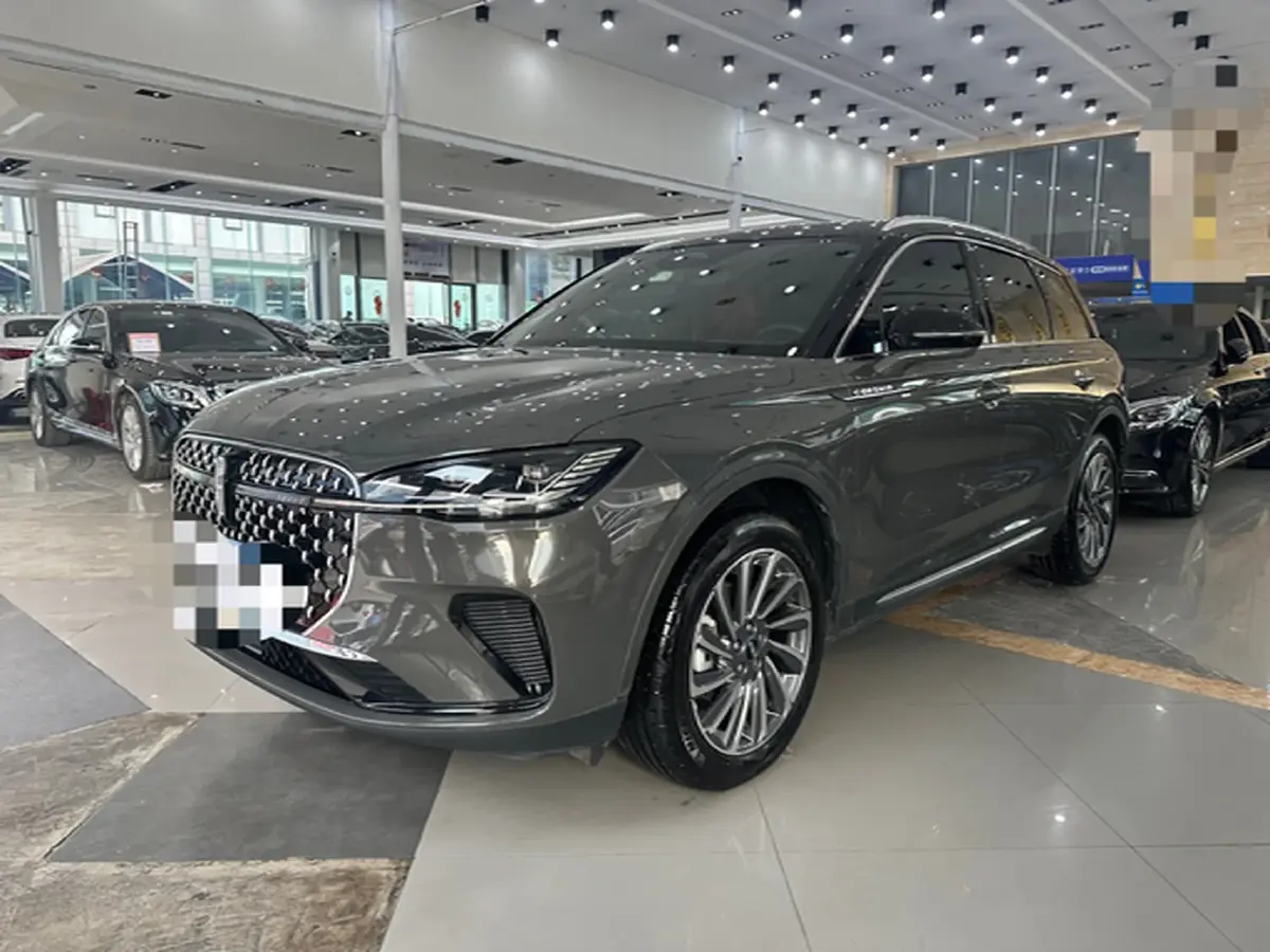 2023 Lincoln Corsair 2.0T 261HP L4 8AT