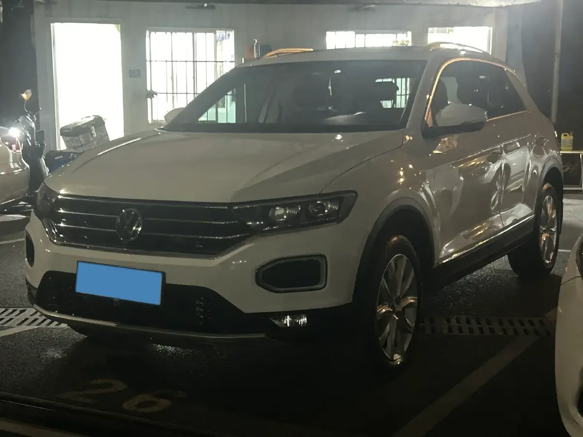 2022 Volkswagen T-Roc 1.4T 150HP L4 7DCT