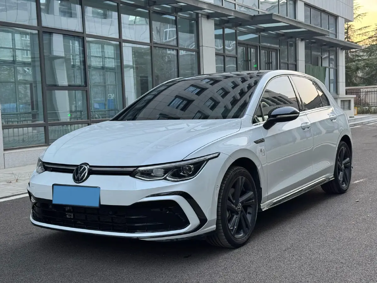 2021 Volkswagen Golf 1.4T 150HP L4 7DCT