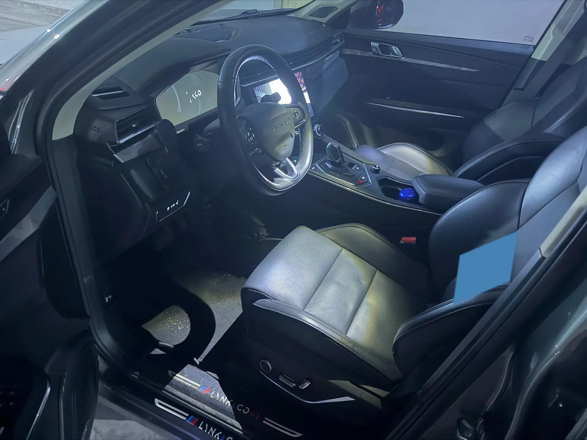 2021 LYNK&CO 01 thumbnail 2