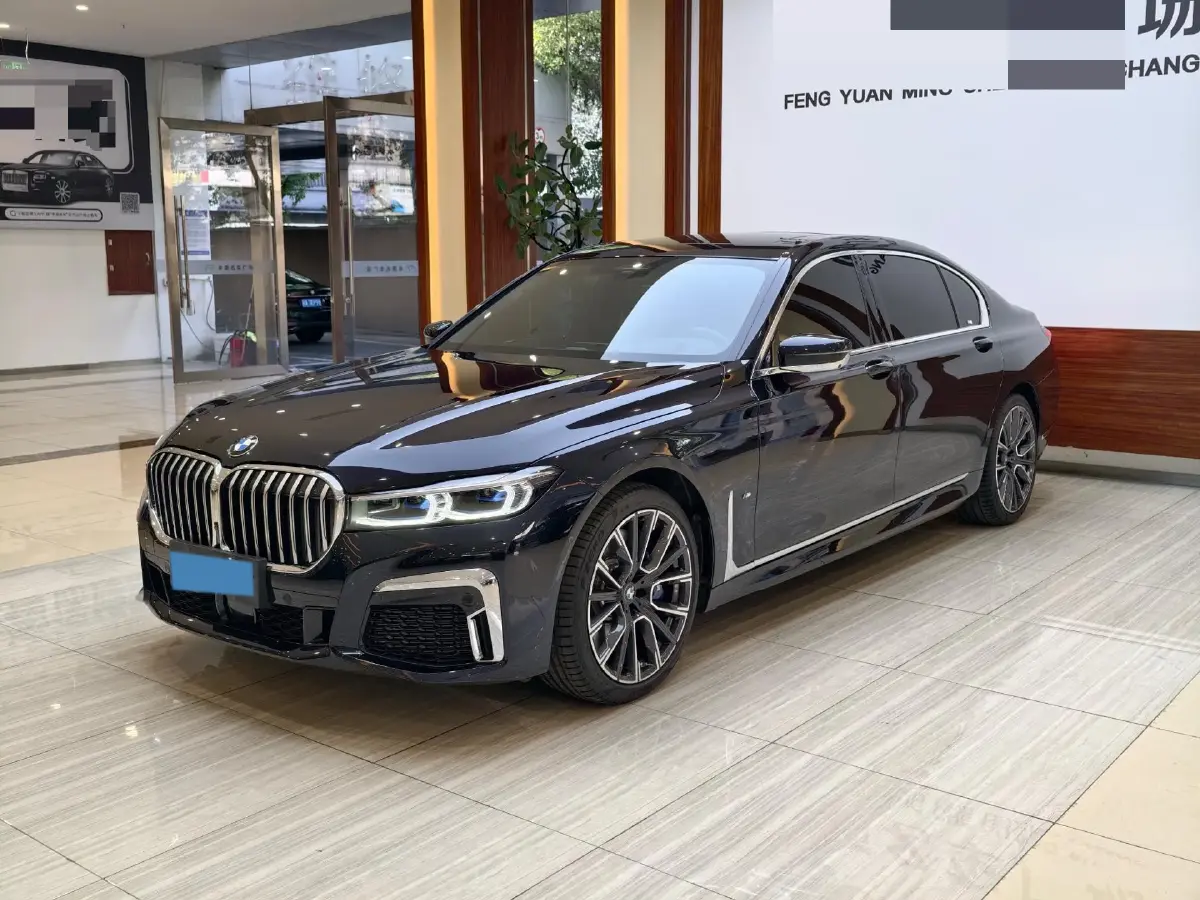 2019 BMW 7 Series 3.0T 340HP L6 8AT