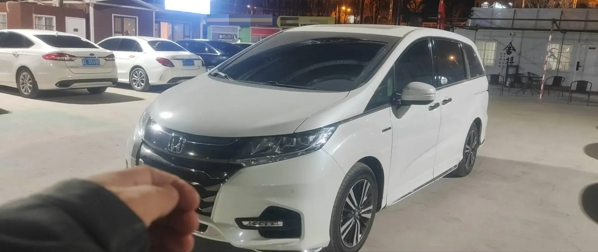 2019 Honda Odyssey 2.0L 146HP L4 E-CVT Hybrid