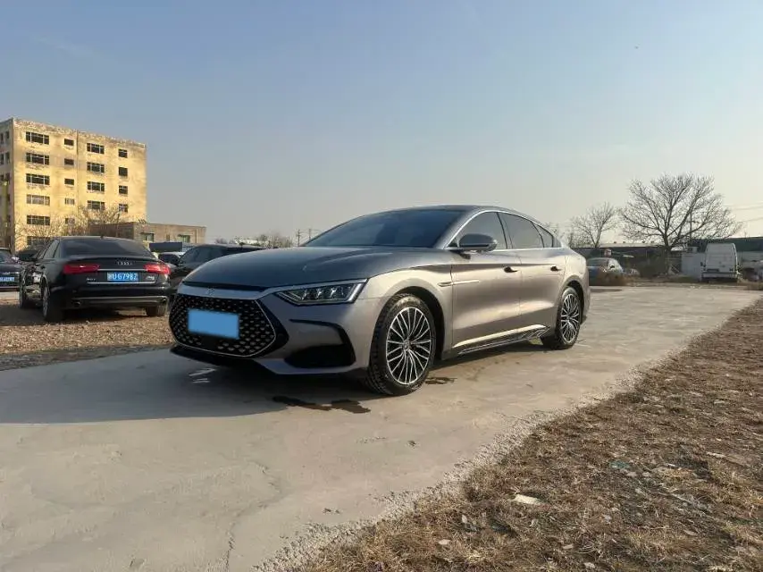 2022 Volkswagen Tiguan L 2.0T 186HP L4 7DCT