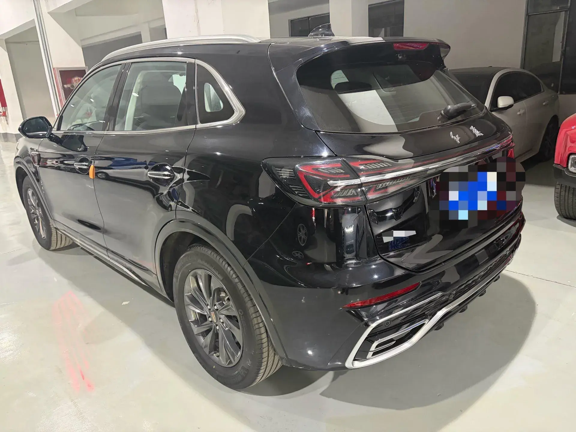 2023 HONGQI HS5 thumbnail 3