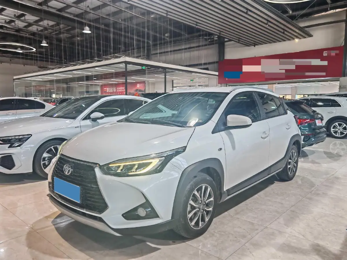 2021 Toyota Yaris L 1.5L 112HP L4 CVT