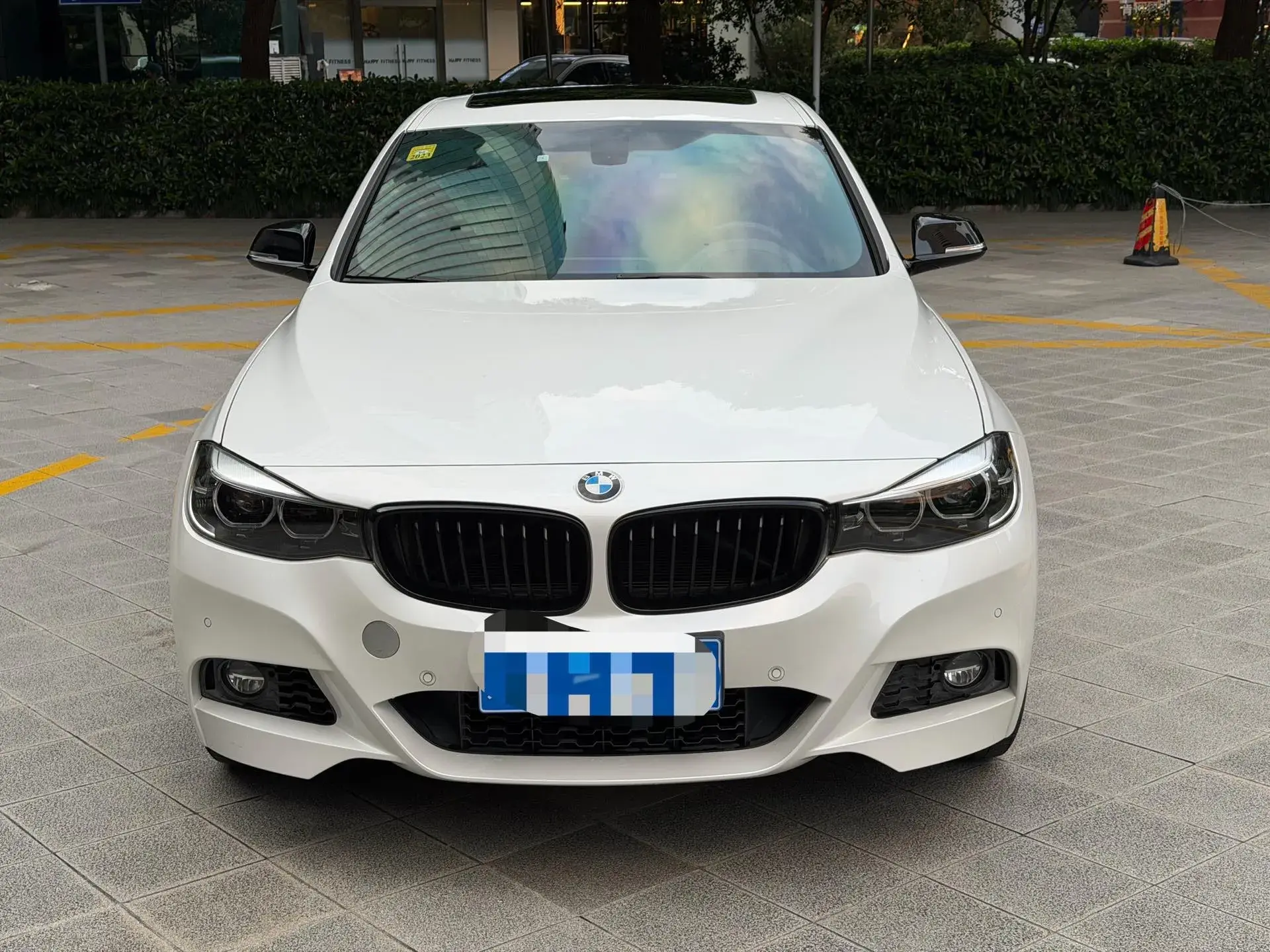 2020 BMW 3 thumbnail 2