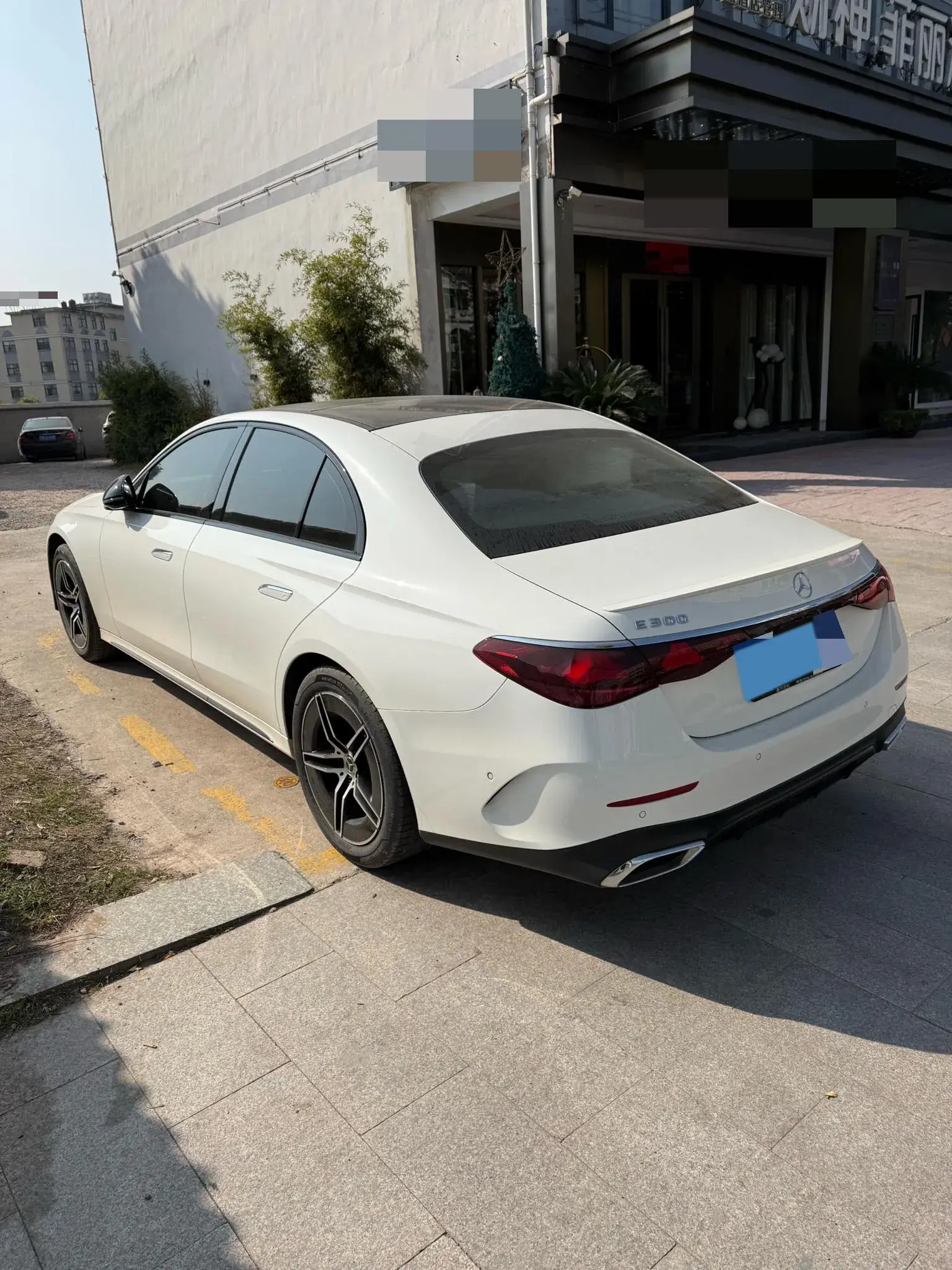 2024 MERCEDES-BENZ E thumbnail 3