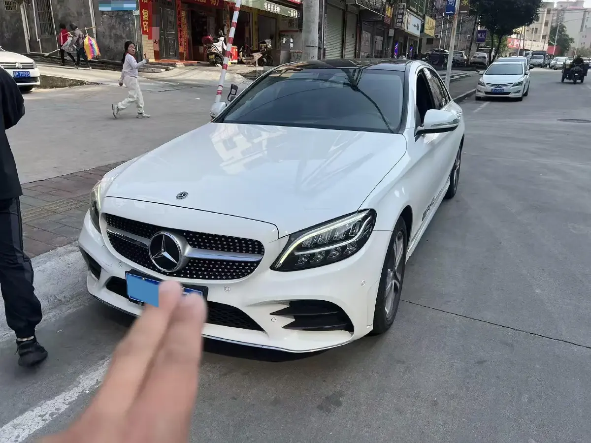 2020 Mercedes-Benz C Class 1.5T 184HP L4 9AT