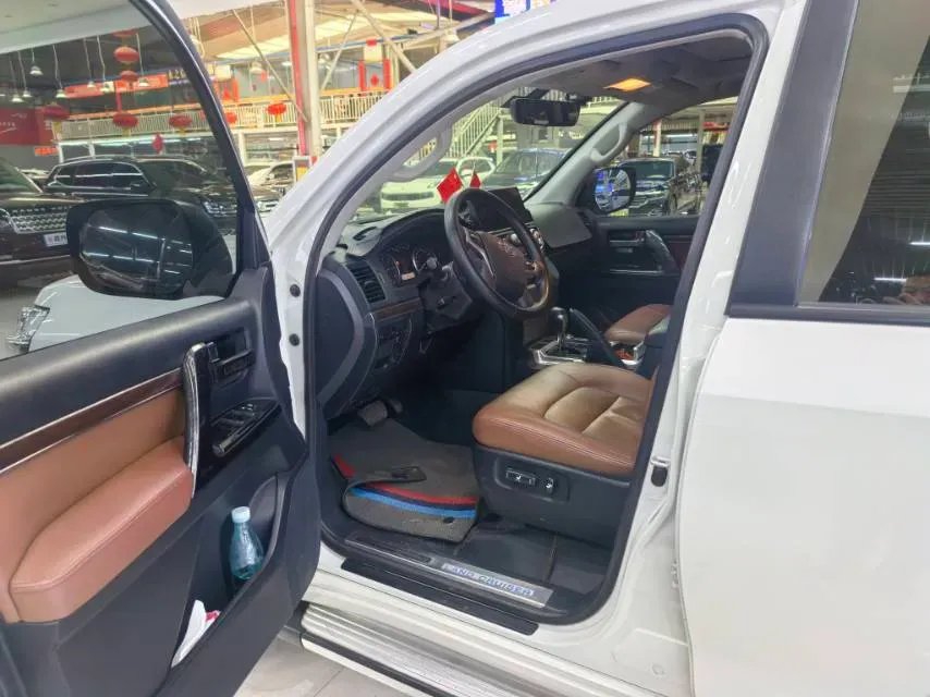 2015 Toyota Land Cruiser 4.0L 275HP V6 5AT,autocango,china used car exporter,china ev exporter,chinese used car exporter,chinese used ev exporter