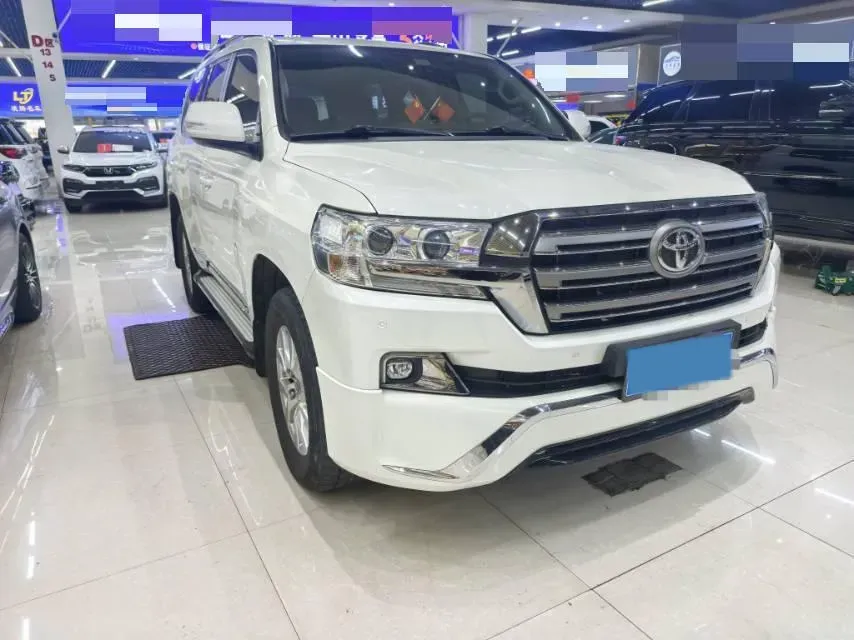 2015 Toyota Land Cruiser 4.0L 275HP V6 5AT,autocango,china used car exporter,china ev exporter,chinese used car exporter,chinese used ev exporter
