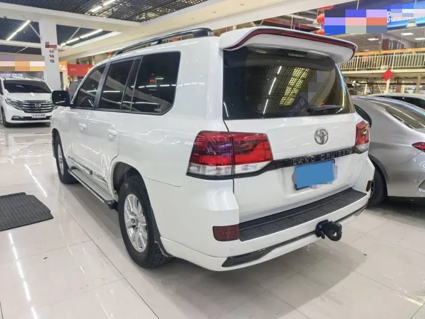 2015 Toyota Land Cruiser 4.0L 275HP V6 5AT,autocango,china used car exporter,china ev exporter,chinese used car exporter,chinese used ev exporter