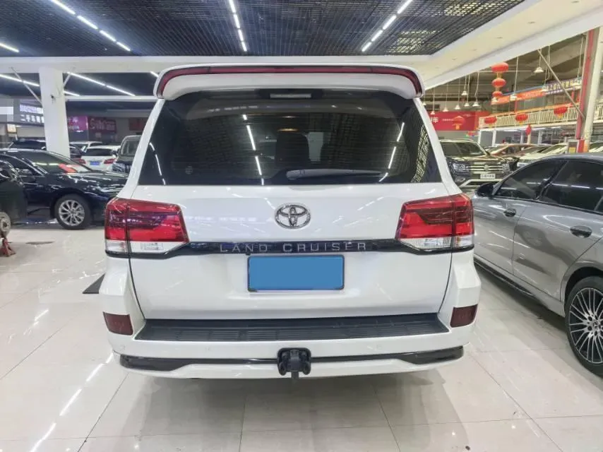 2015 Toyota Land Cruiser 4.0L 275HP V6 5AT,autocango,china used car exporter,china ev exporter,chinese used car exporter,chinese used ev exporter