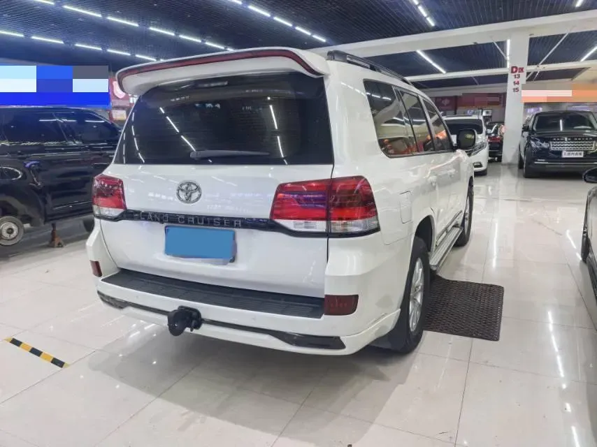 2015 Toyota Land Cruiser 4.0L 275HP V6 5AT,autocango,china used car exporter,china ev exporter,chinese used car exporter,chinese used ev exporter