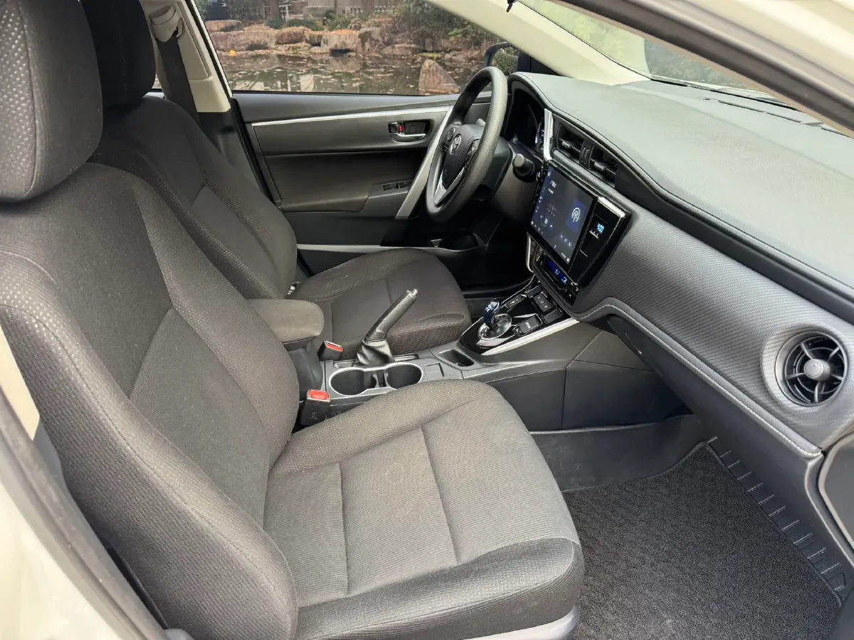 2019 Toyota Corolla Hybird E+ 1.8L 99HP L4 E-CVT PHEV 10.5KWH,autocango,china used car exporter,china ev exporter,chinese used car exporter,chinese used ev exporter