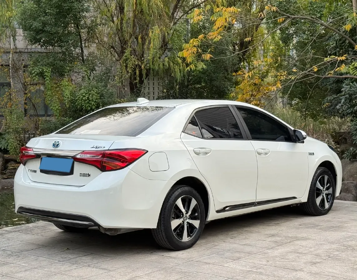2019 Toyota Corolla Hybird E+ 1.8L 99HP L4 E-CVT PHEV 10.5KWH,autocango,china used car exporter,china ev exporter,chinese used car exporter,chinese used ev exporter
