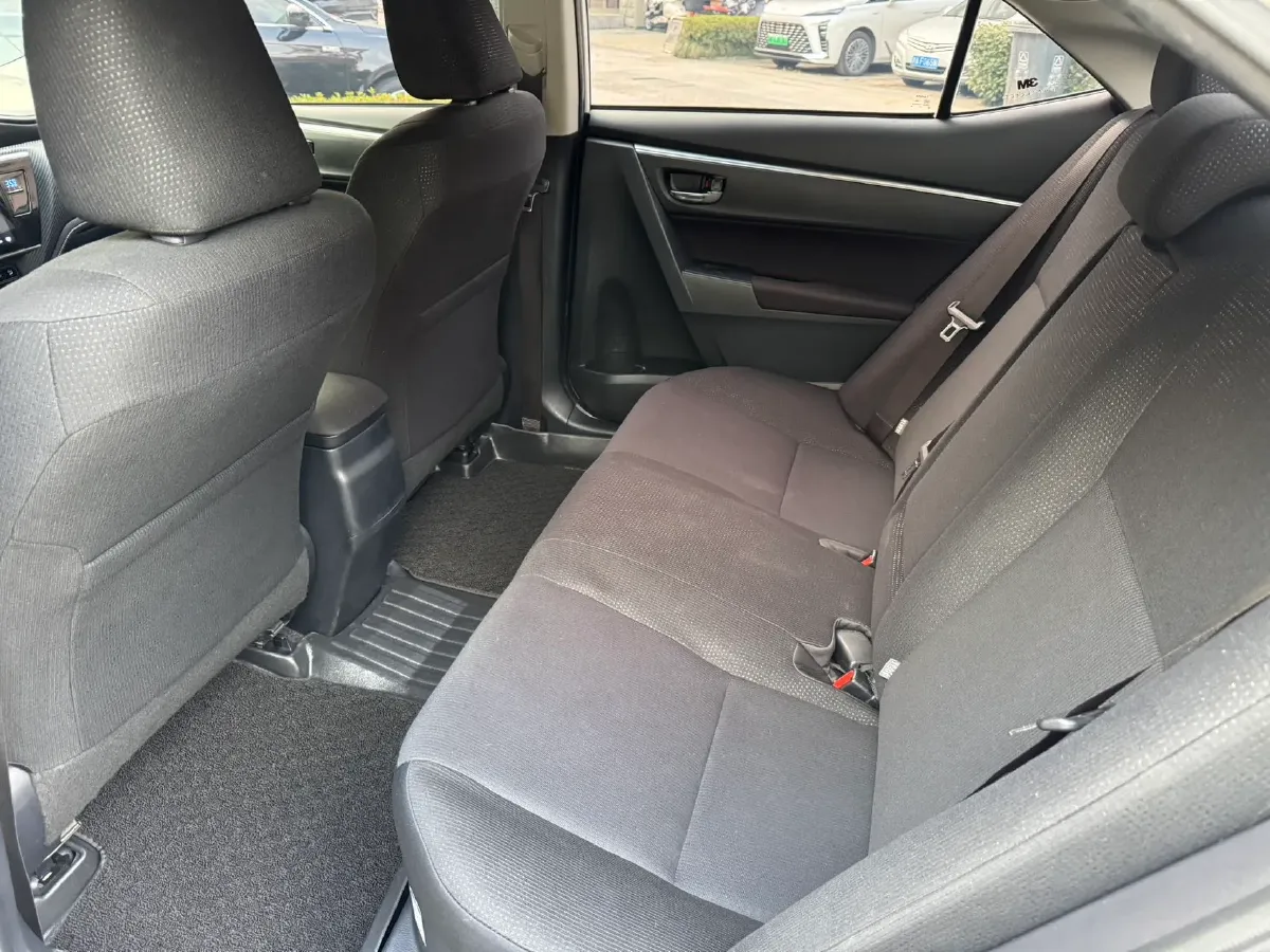 2019 Toyota Corolla Hybird E+ 1.8L 99HP L4 E-CVT PHEV 10.5KWH,autocango,china used car exporter,china ev exporter,chinese used car exporter,chinese used ev exporter