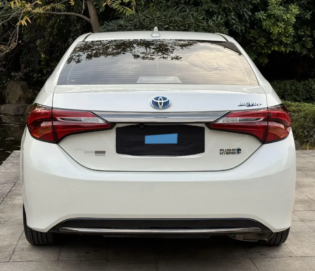 2019 Toyota Corolla Hybird E+ 1.8L 99HP L4 E-CVT PHEV 10.5KWH,autocango,china used car exporter,china ev exporter,chinese used car exporter,chinese used ev exporter