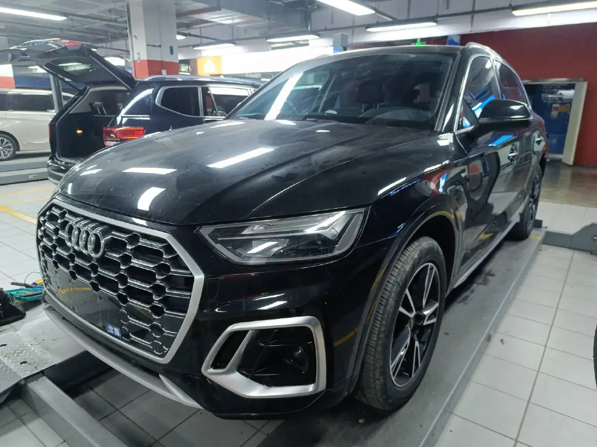 2022 Audi Q5L 2.0T 190HP L4 7DCT