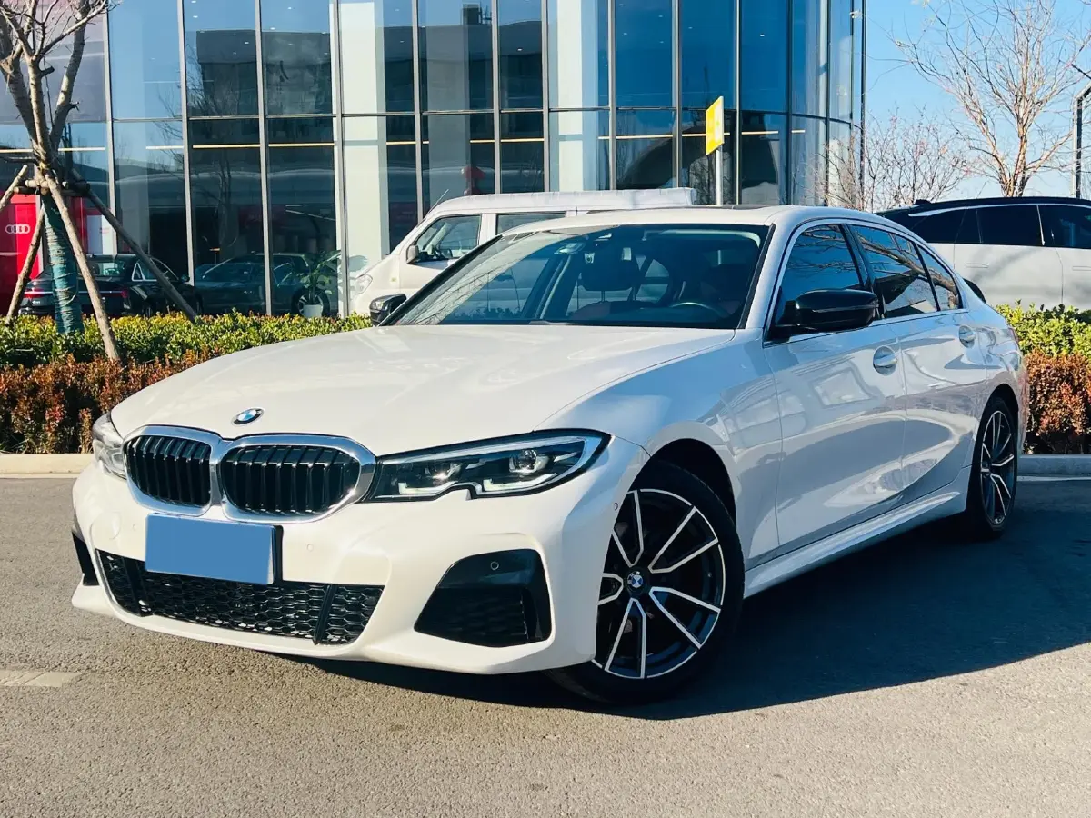 2021 BMW 3 Series 2.0T 184HP L4 8AT