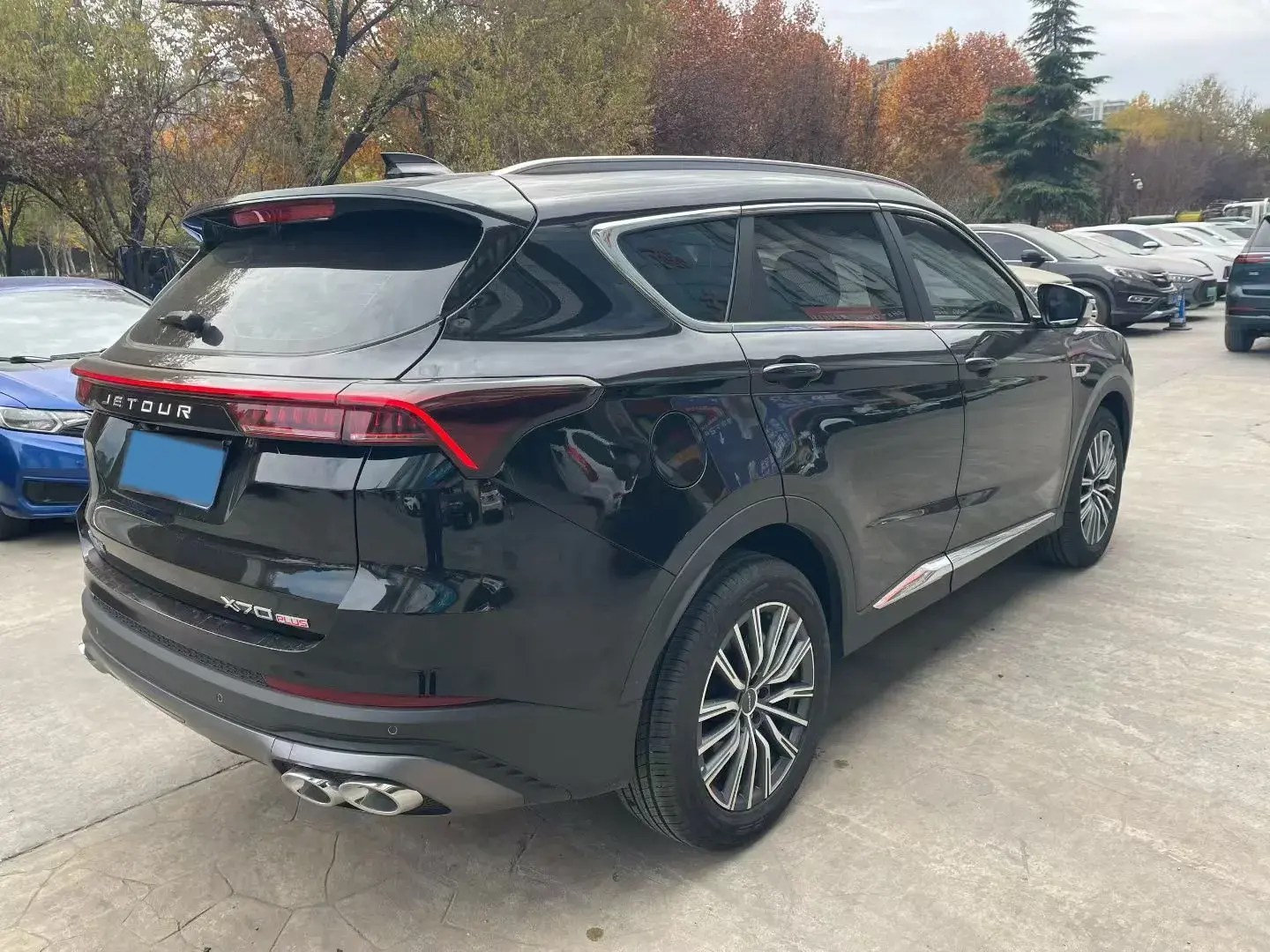 2023 JETOUR X70 thumbnail 3