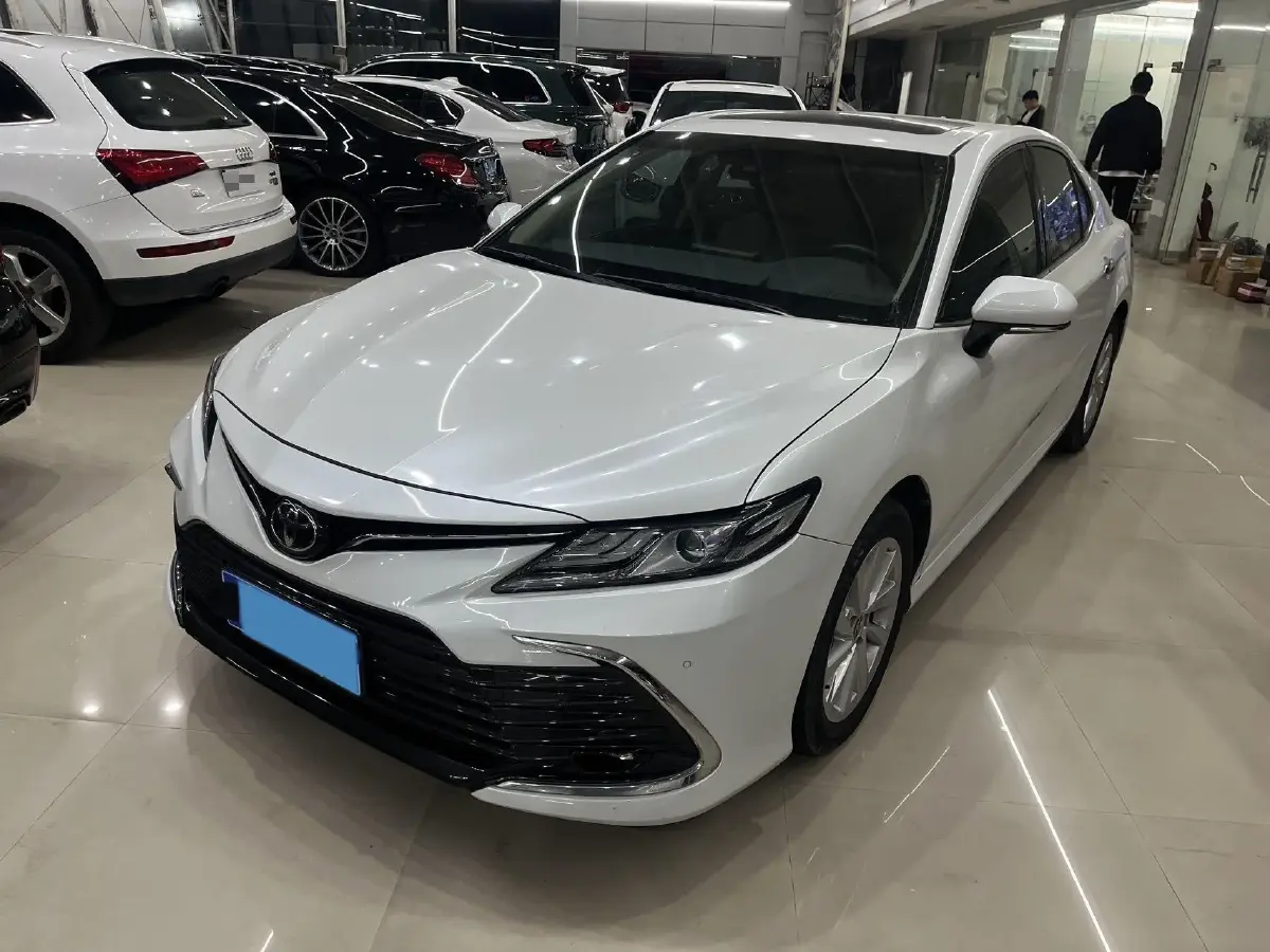 2021 Toyota Camry 2.0L 178HP L4 CVT