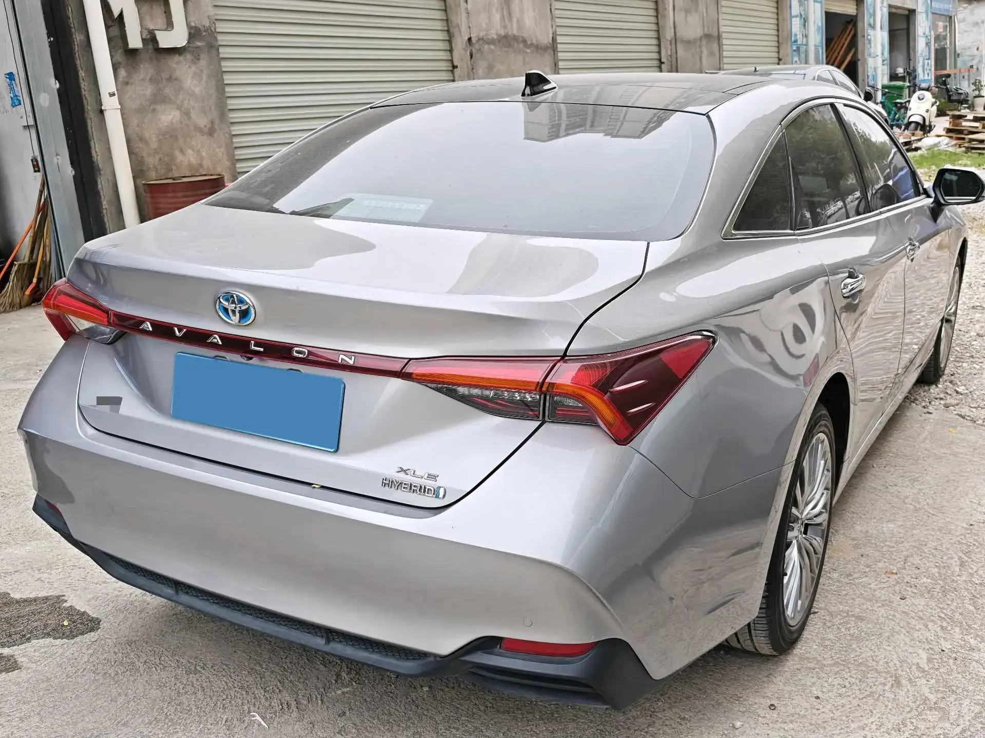 2019 TOYOTA AVALON thumbnail 4