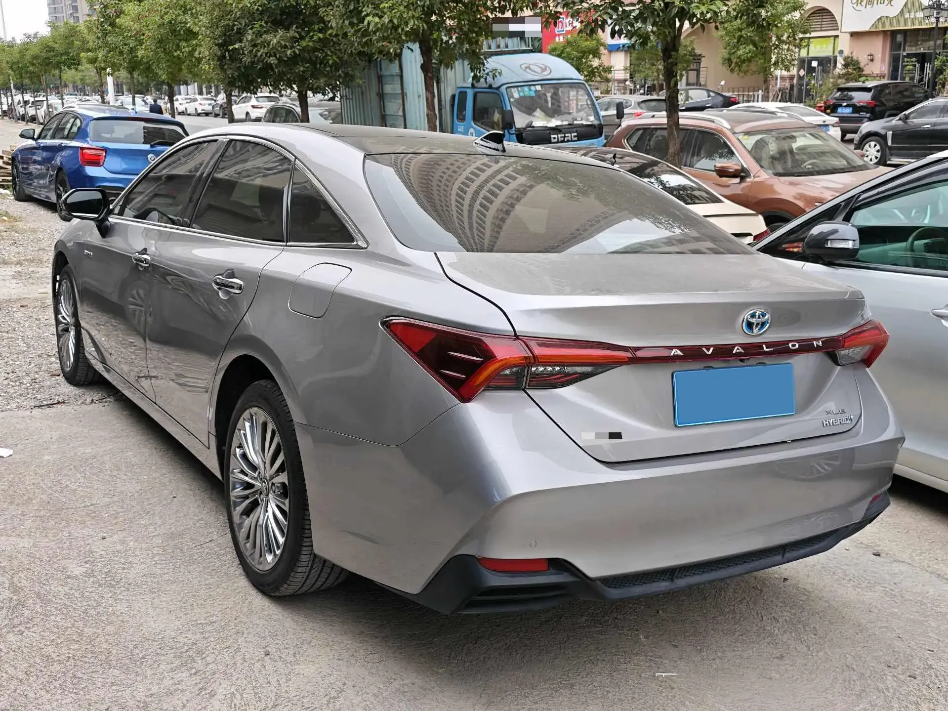 2019 TOYOTA AVALON thumbnail 3