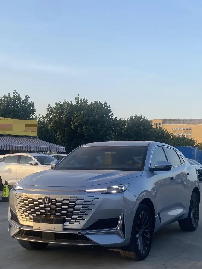 2021 ChangAn UNI-K 2.0T 233HP L4 8AT