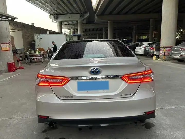 2019 TOYOTA CAMRY thumbnail 4