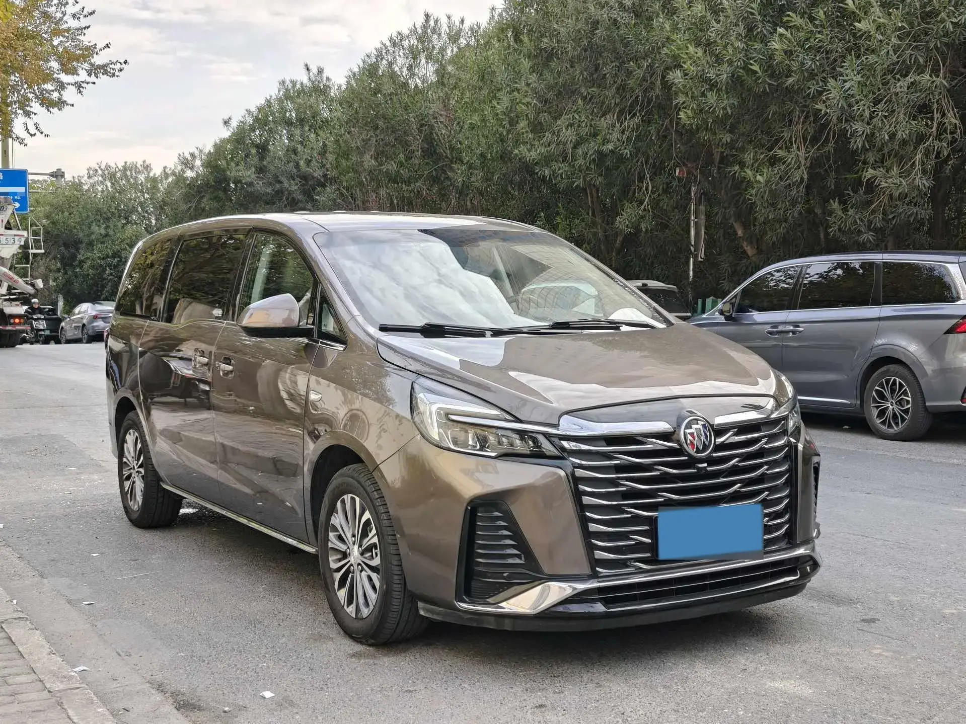 2023 BUICK GL8 thumbnail 3