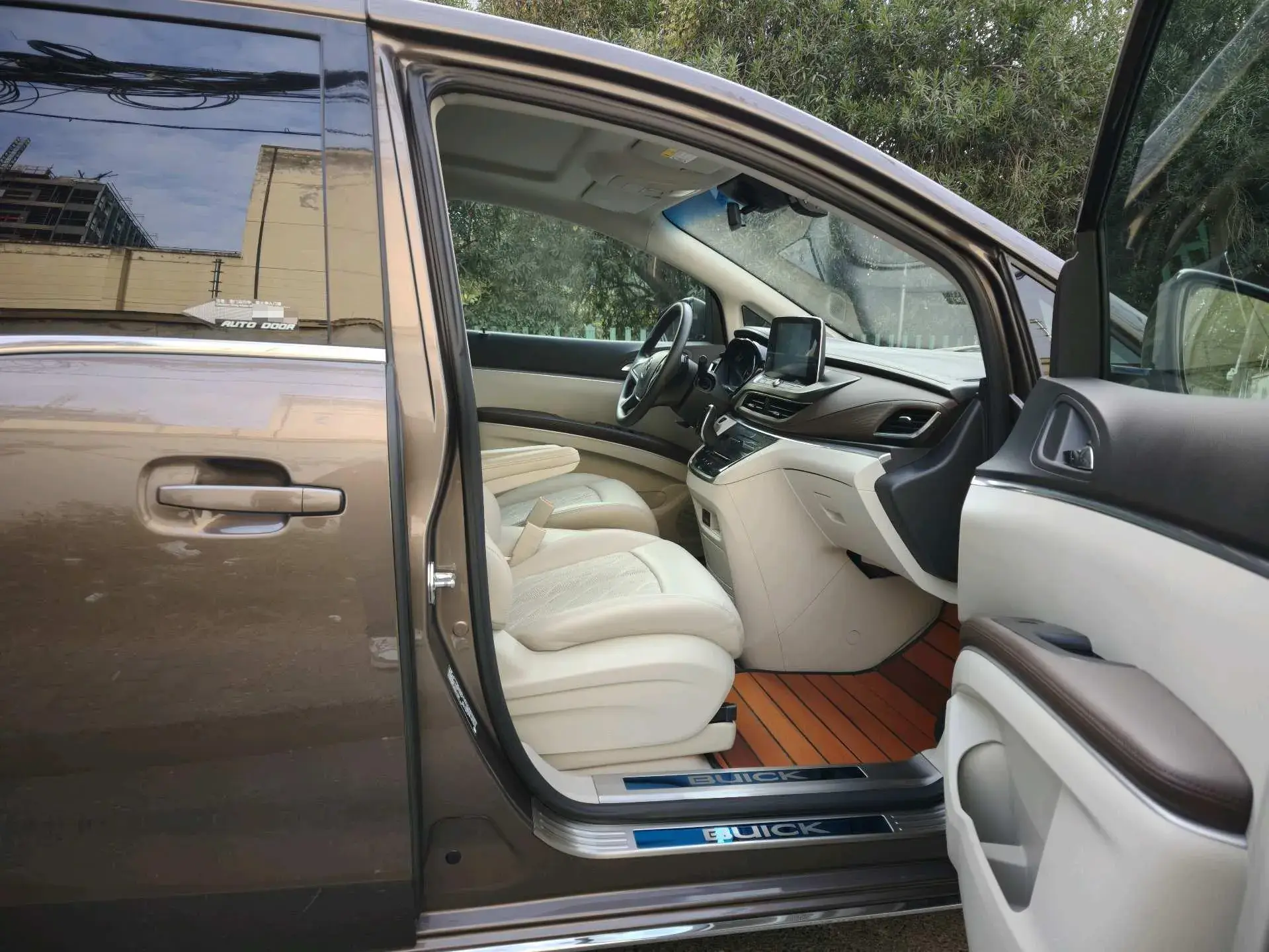 2023 BUICK GL8 thumbnail 4