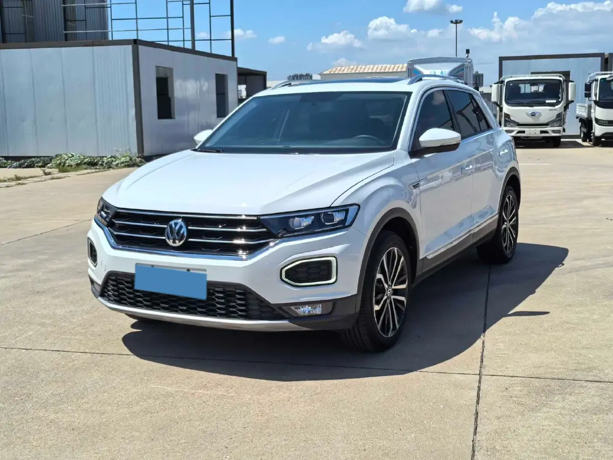 2020 Volkswagen T-Roc 1.4T 150HP L4 7DCT