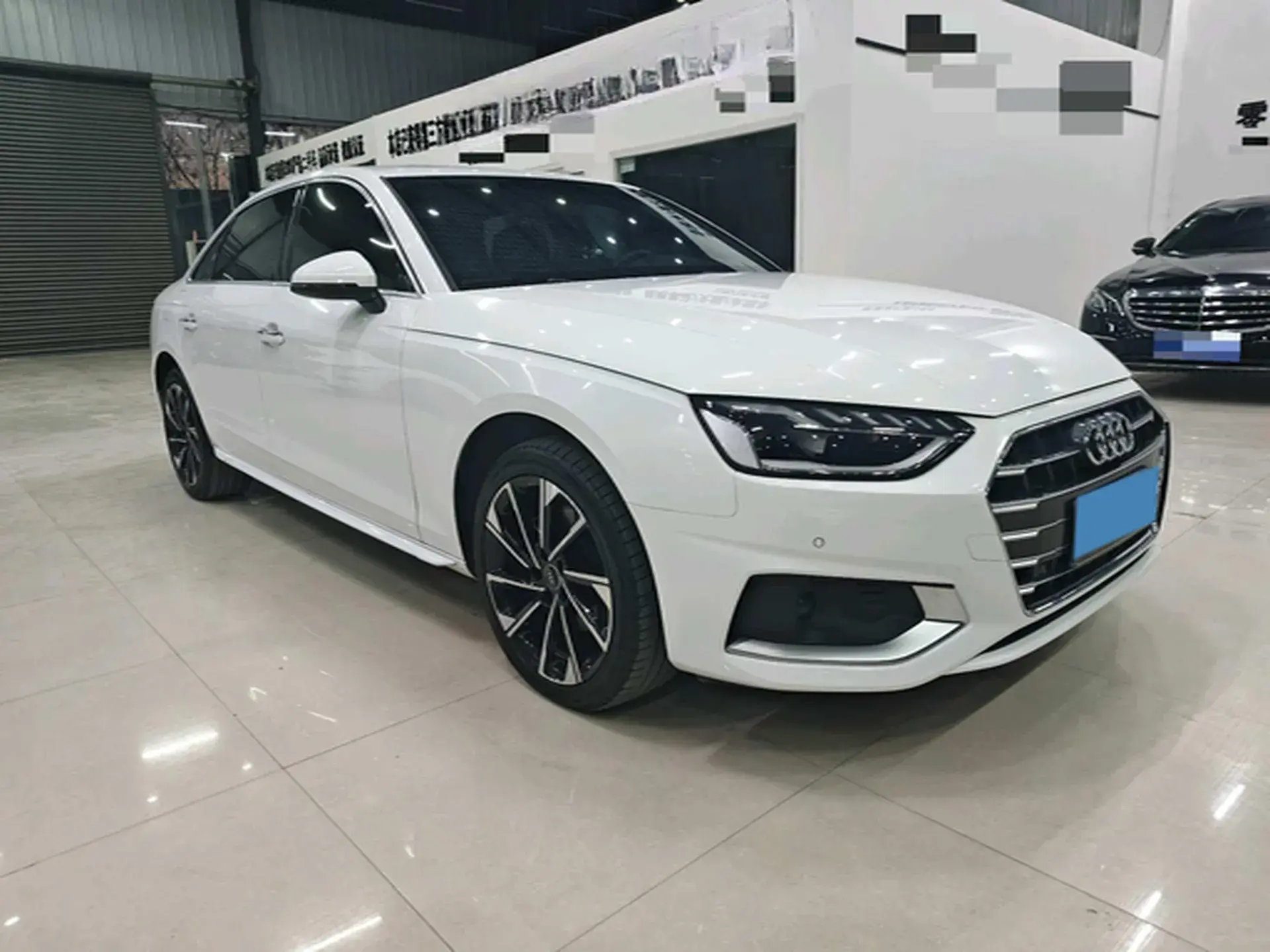 2020 AUDI A4L thumbnail 2