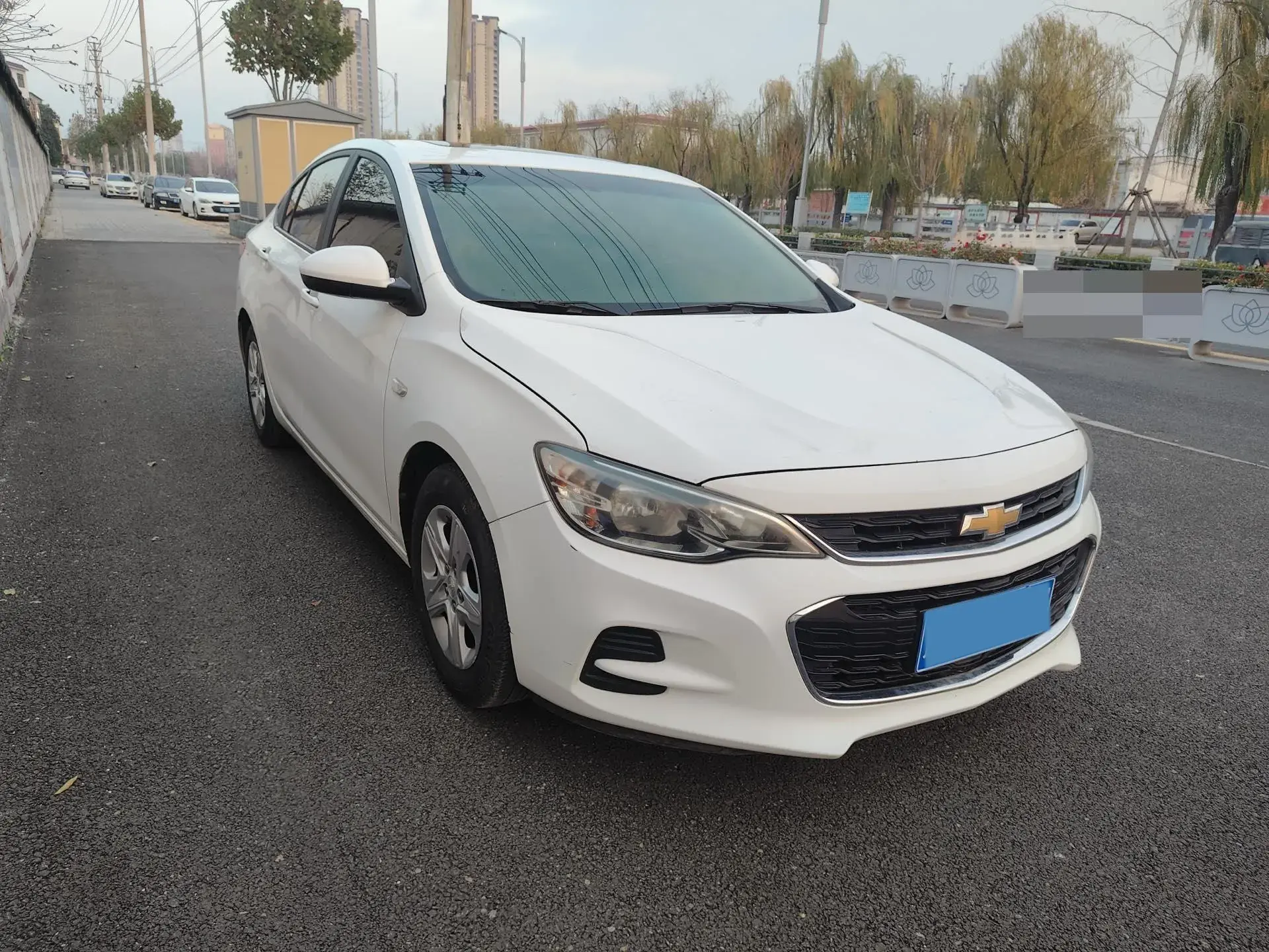 2016 CHEVROLET CAVALIER thumbnail 3