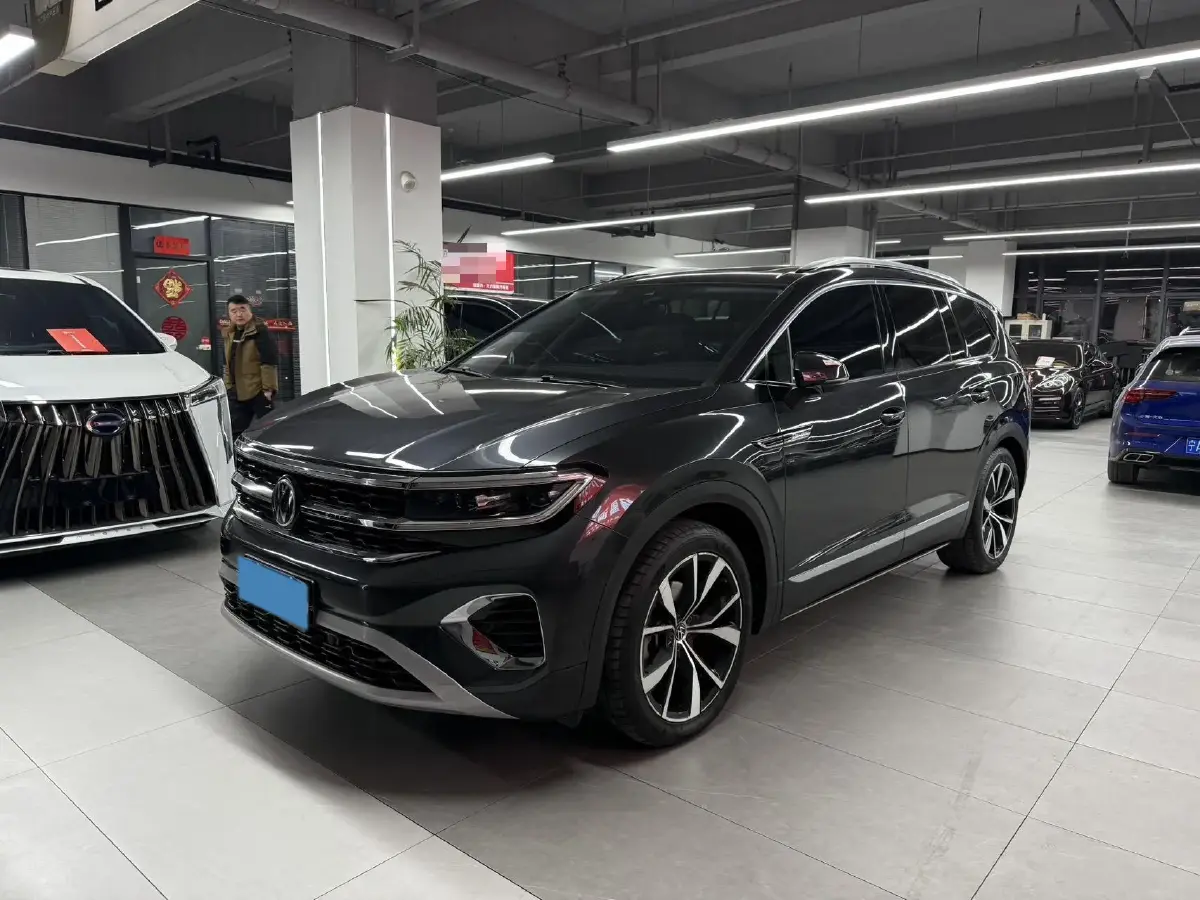 2022 Volkswagen Talagon 2.5T 299HP V6 7DCT