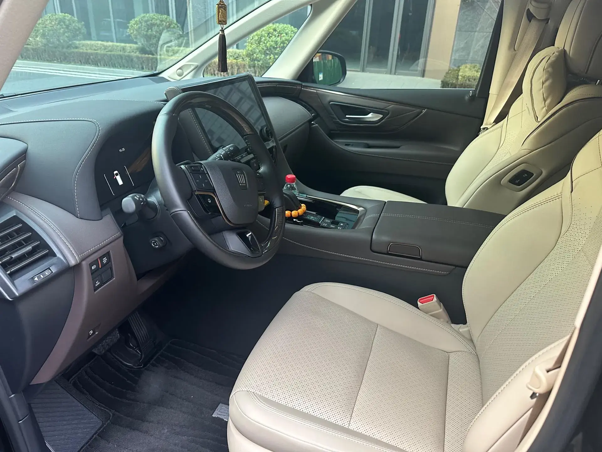 2025 TOYOTA ALPHARD thumbnail 4