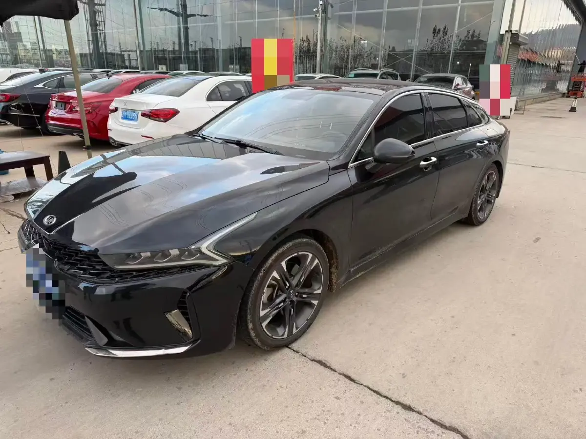 2020 Kia K5 2.0T 240HP L4 8AT
