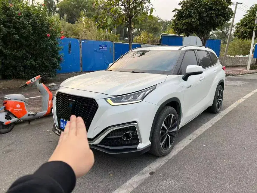 2021 Toyota Crown Kluger 2.5L 192HP L4 E-CVT Hybrid